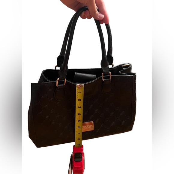 BEBE Black Shoulder Bag Purse - Picture 11 of 12